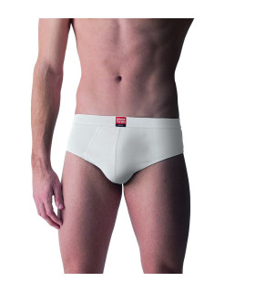 3909 Pierre Cardin