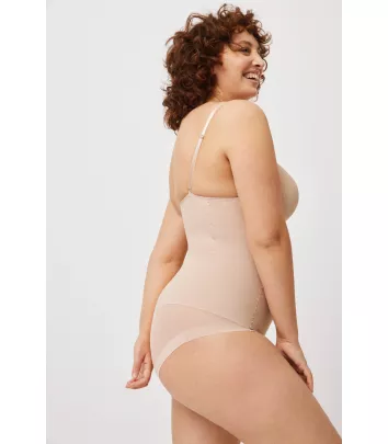 Body-Bra Reductor 2 tallas tejido invisible efecto tanga y vientre plano Ysabel Mora 19624